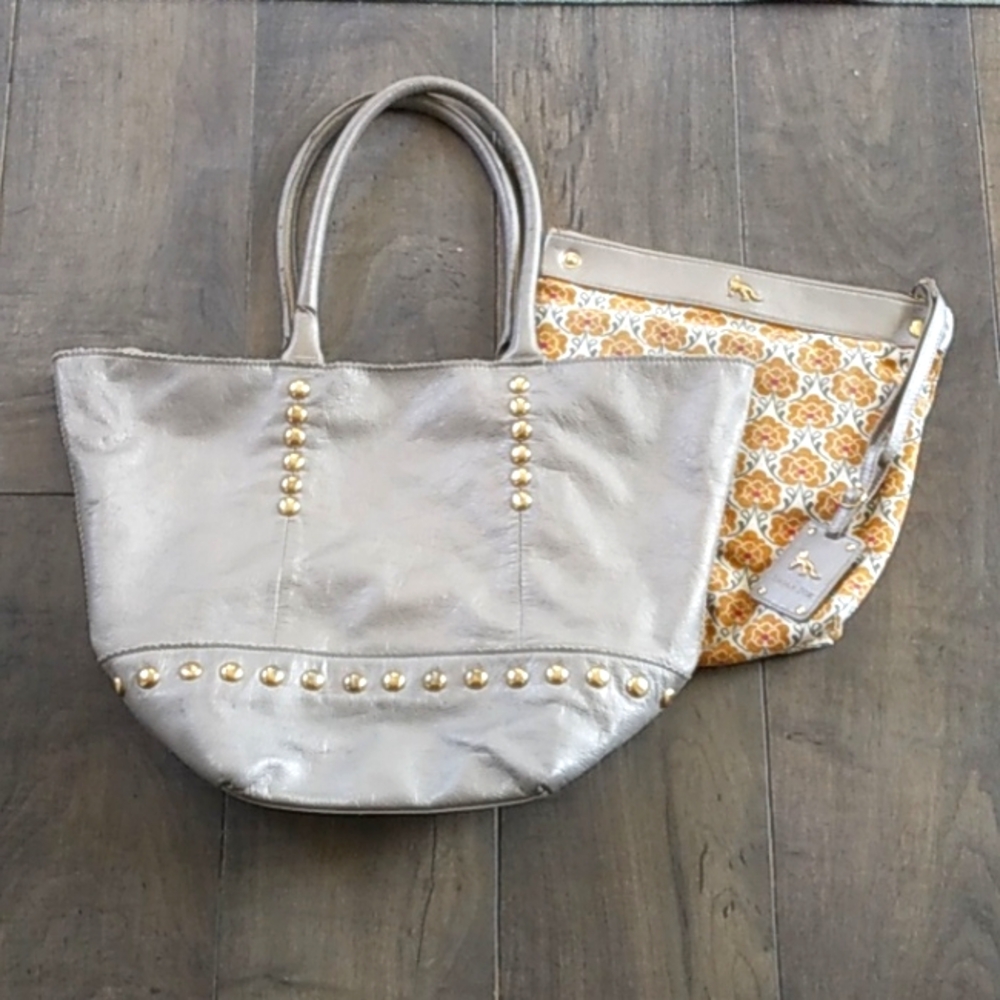 EMMA FOX GOLD METALLIC LEATHER STUD TOTE WITH FLORAL WRISTLE LOGO 20WX13L